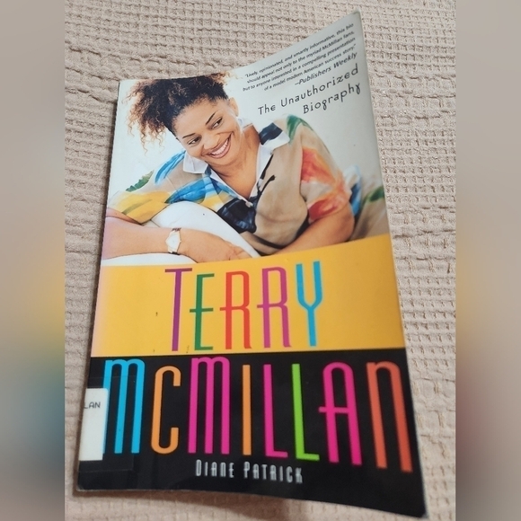 Terry McMillan: The Unauthorized Biography - Picture 3 of 3